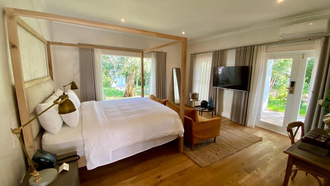 La Paris Estate Hotel Franschhoek Exterior photo